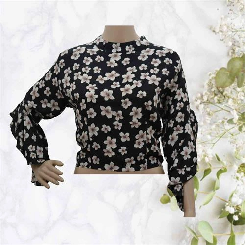 CROP TOP FLORAL PRINTED BLACK- FREE SIZE 